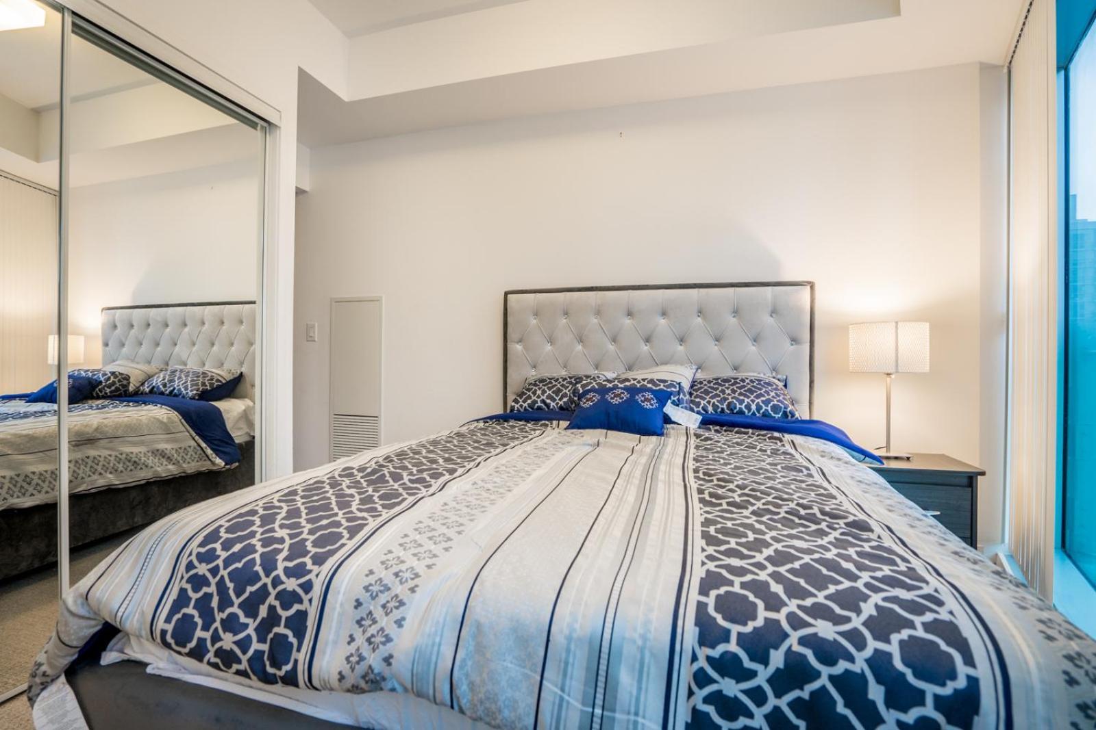 Aaira Suites Toronto Bagian luar foto